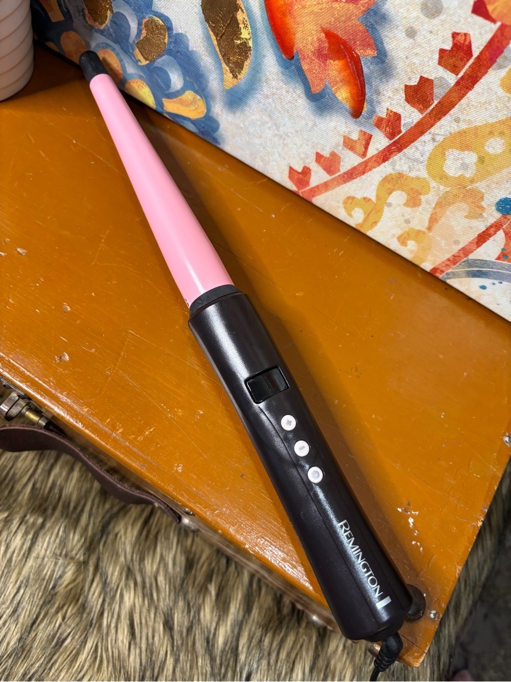Remington Pink and Black Tapered Curling Wand